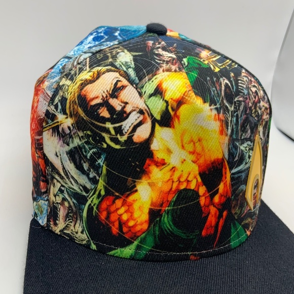 DC Comics Superheros All Over Print Polyester/Acrylic/Wool Snapback Hat - Picture 2 of 16